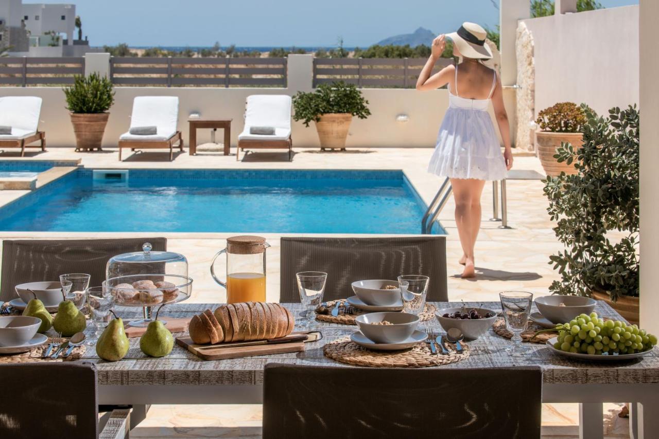 Filothei Beach House With Pool Kalamaki  Bagian luar foto