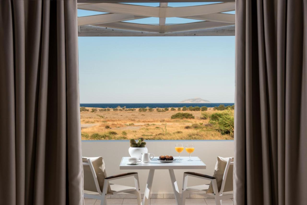 Filothei Beach House With Pool Kalamaki  Bagian luar foto